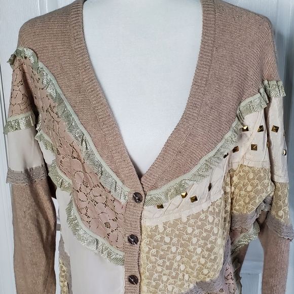 Taupe Cream Mixed Media Sweater Cardigan from Buckle Small NWOT - Picture 15 of 15